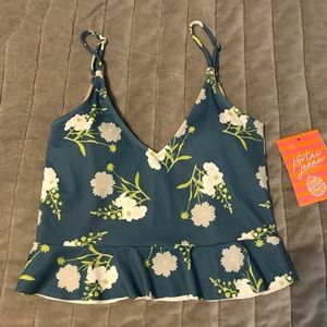 Kortni Jeane XL Blue floral scoop back